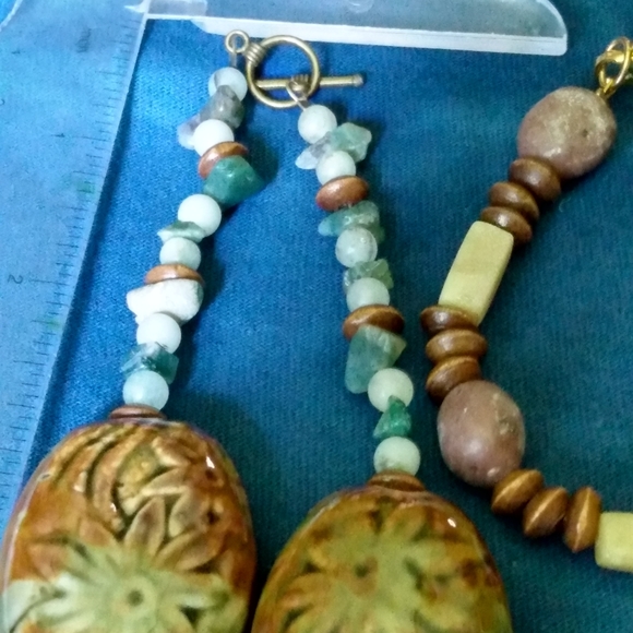 Handmade Ceramic Sunflower Jewelry set - Picture 6 of 6